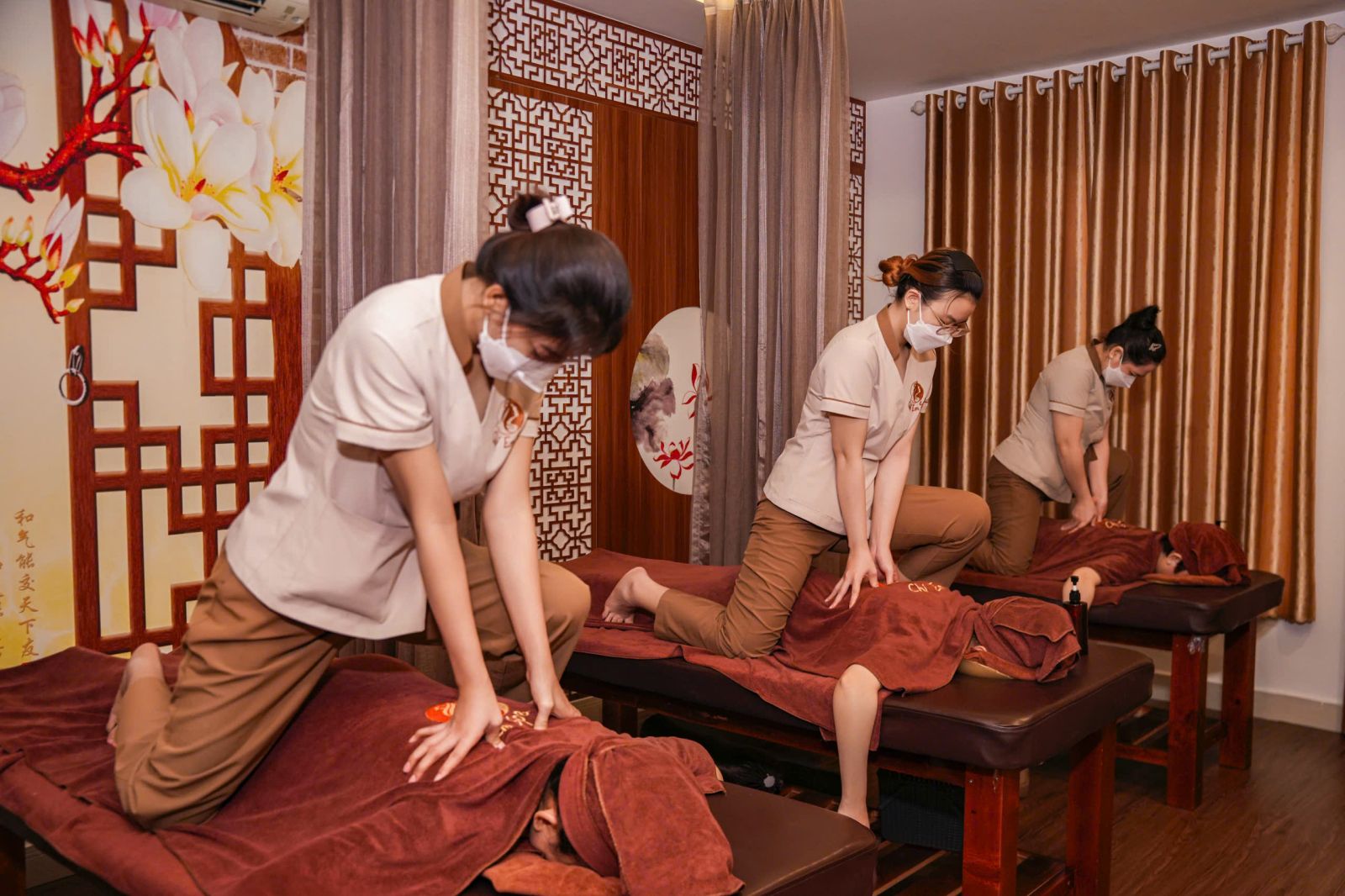Hướng Dẫn Chọn Dịch Vụ Massage Trị Liệu Uy Tín Và Chất Lượng Nhất